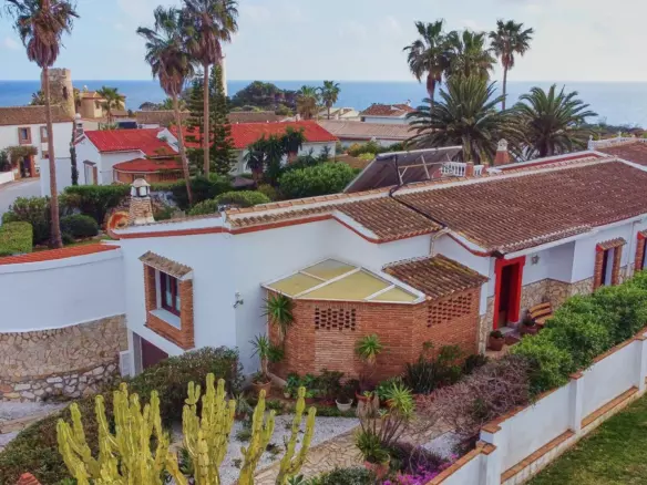 4-bedroom Villa In Mijas, Spain (261 M²)
