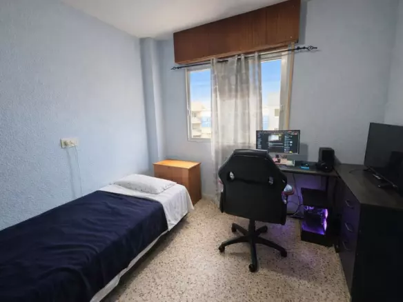 3-bedroom Apartment In Guardamar Del Segura, Spain (67 M²)