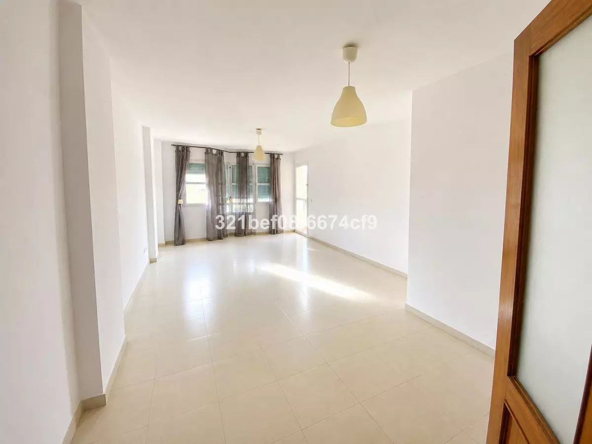4-bedroom Apartment In Málaga, Spain (130 M²)