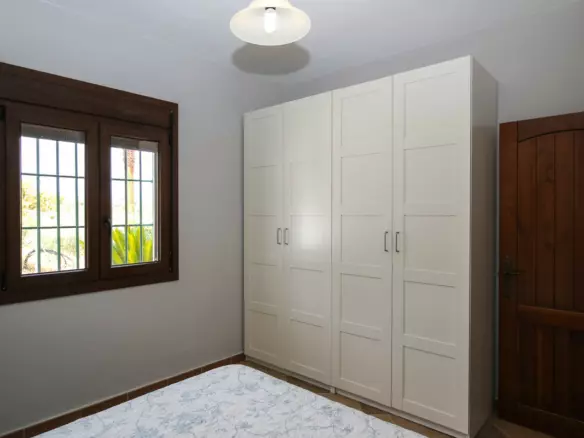 5-bedroom Villa In Coín, Spain (450 M²)