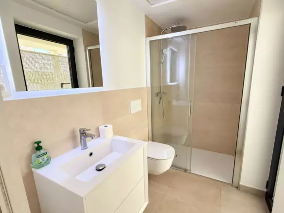 2-bedroom Apartment In Fuengirola, Spain (97 M²)