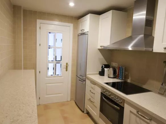 3-bedroom Apartment In Benahavis, Spain (103 M²)
