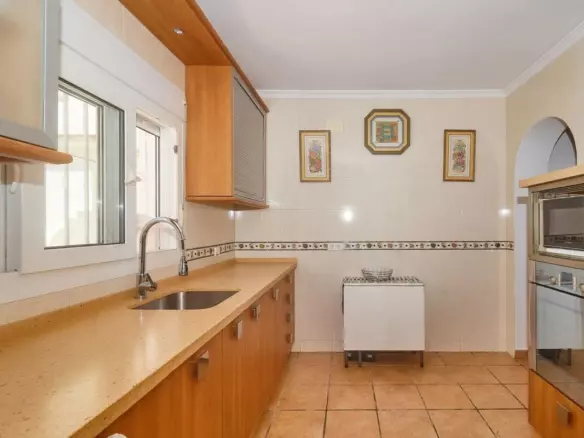 4-bedroom Town House In Fuengirola, Spain (145 M²)