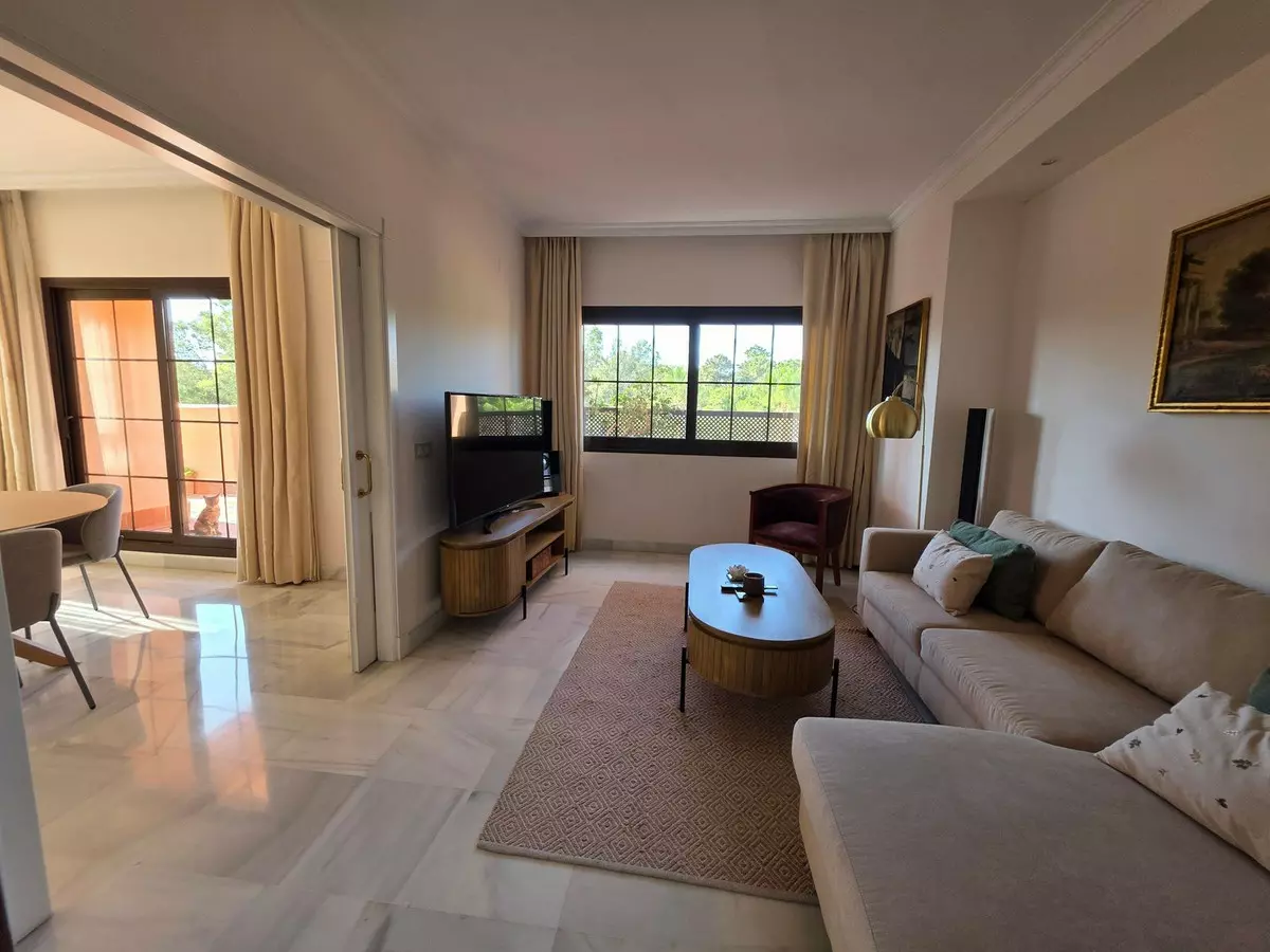 4-bedroom Apartment In Estepona, Spain (197 M²)