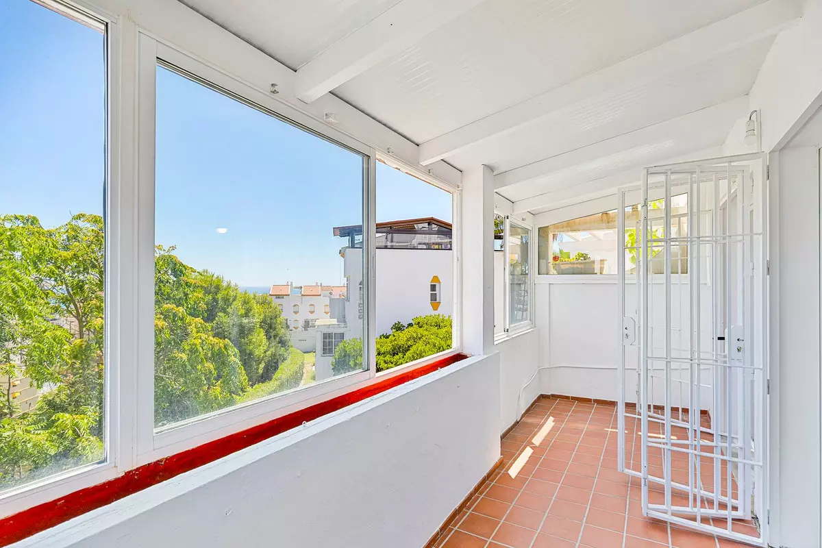 4-bedroom Town House In Benalmádena, Spain (140 M²)