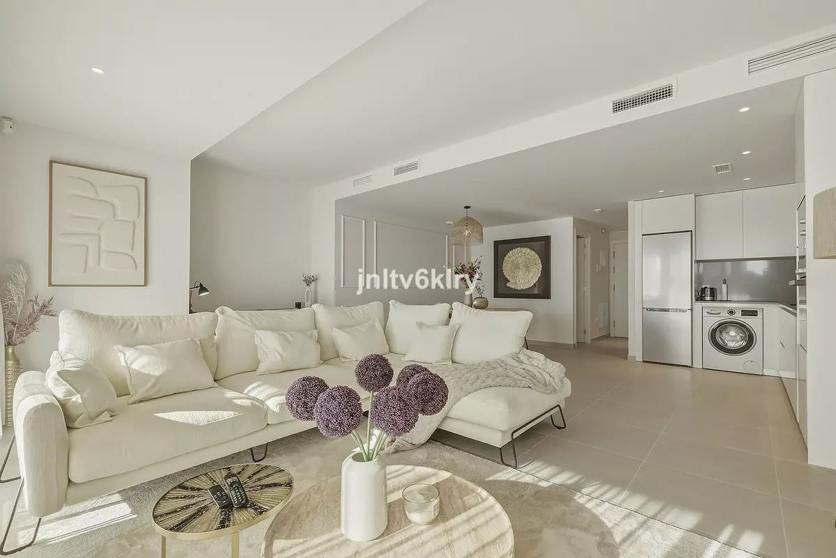 3-bedroom Apartment In Estepona, Spain (127 M²)