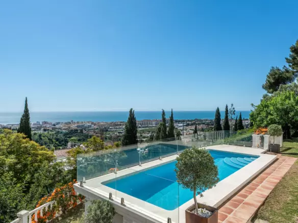 5-bedroom Villa In Marbella, Spain (474 M²)