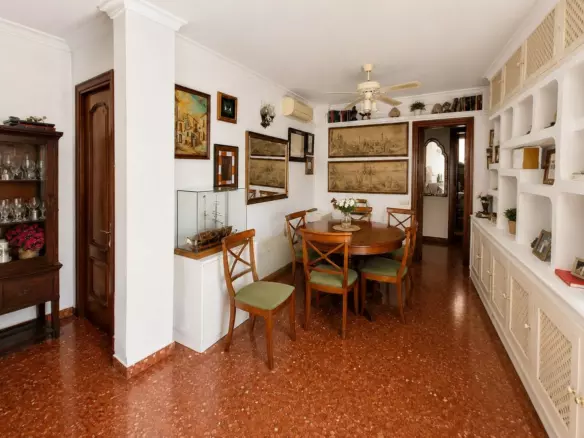 4-bedroom Apartment In Málaga, Spain (136 M²)