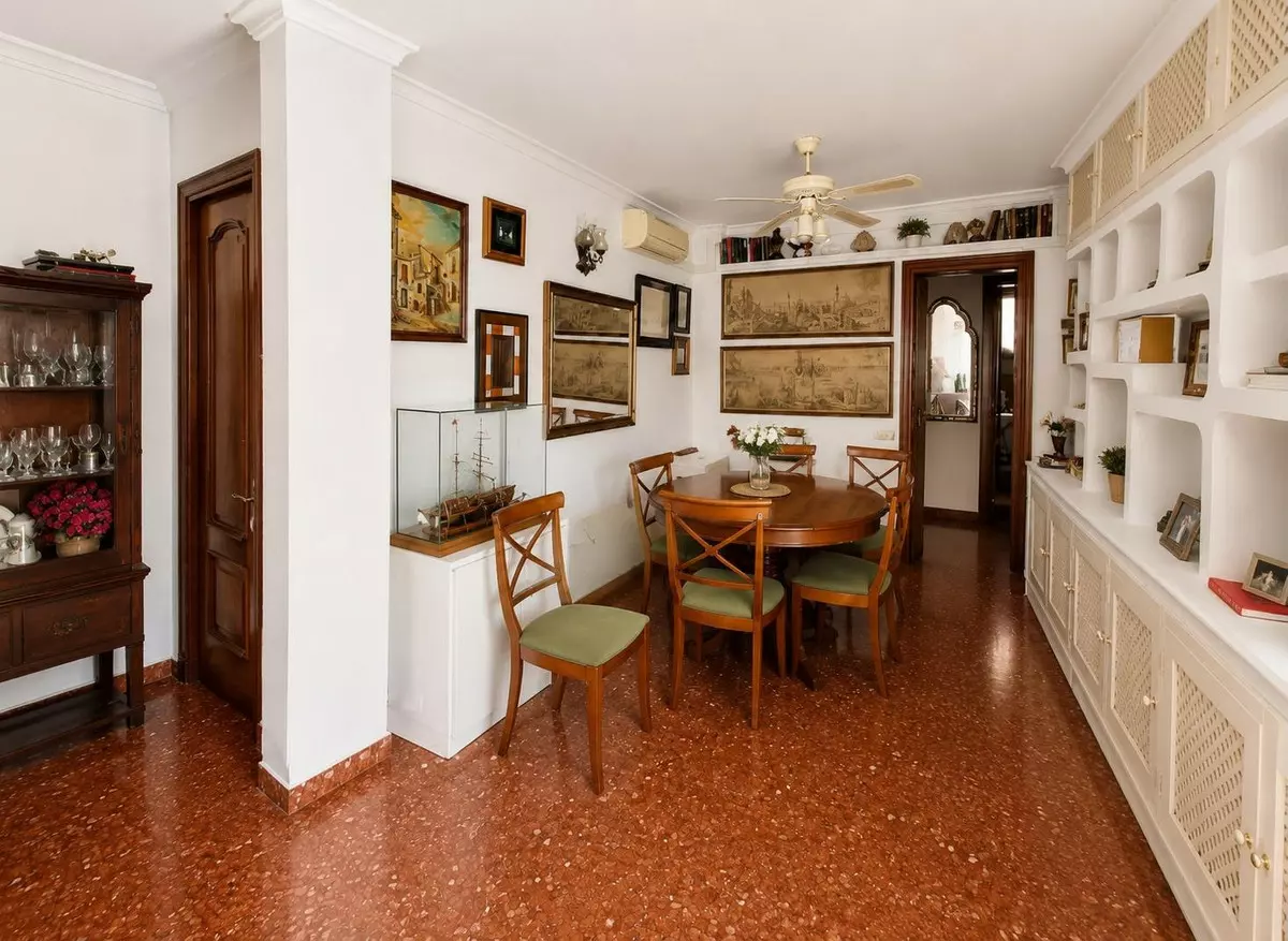 4-bedroom Apartment In Málaga, Spain (136 M²)