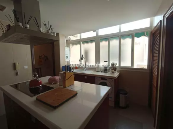 3-bedroom Apartment In Málaga, Spain (114 M²)