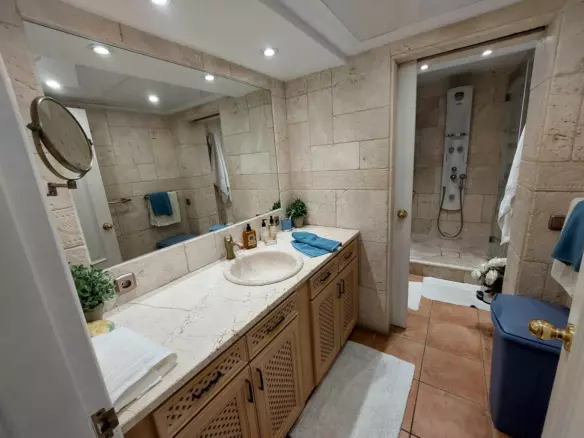 2-bedroom Apartment In Marbella, Spain (112 M²)