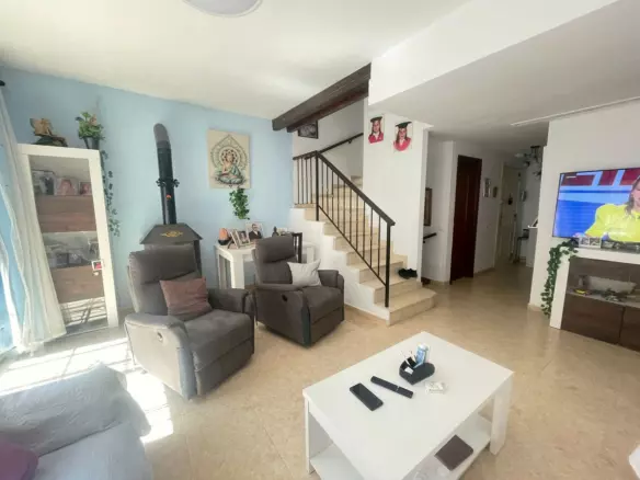3-bedroom Town House In Estepona, Spain (187 M²)