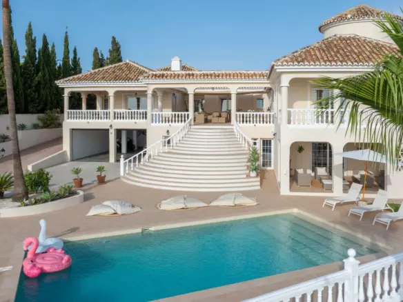 5-bedroom Villa In Benalmádena, Spain (793 M²)