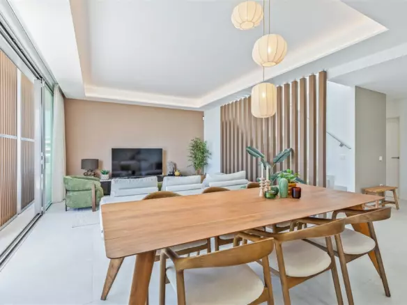 3-bedroom Apartment In Marbella, Spain (148 M²)