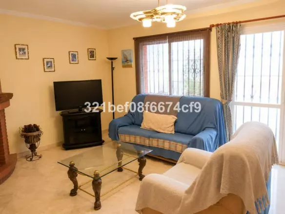 3-bedroom Town House In Estepona, Spain (200 M²)