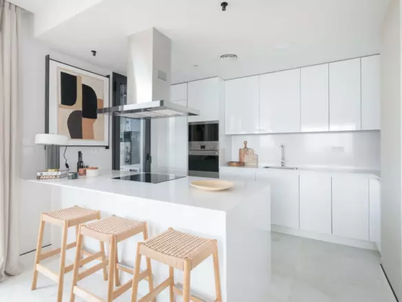 2-bedroom Apartment In Benidorm, Spain (103 M²)