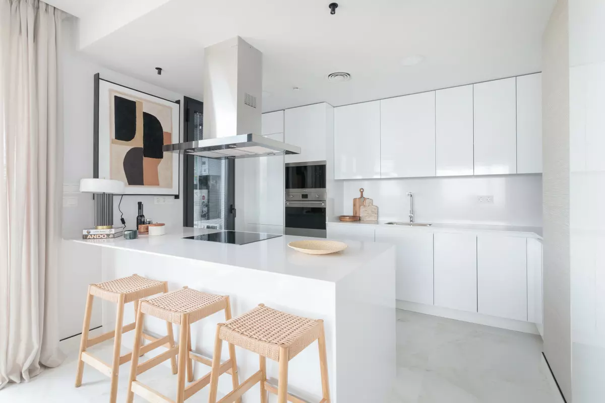 2-bedroom Apartment In Benidorm, Spain (103 M²)