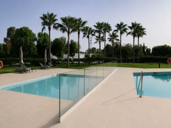 3-bedroom Apartment In Estepona, Spain (124 M²)