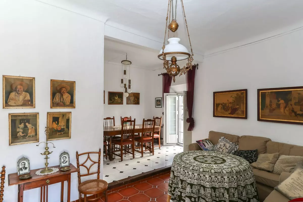 5-bedroom Town House In Tolox, Spain (296 M²)