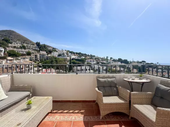 3-bedroom Apartment In Benalmádena, Spain (70 M²)