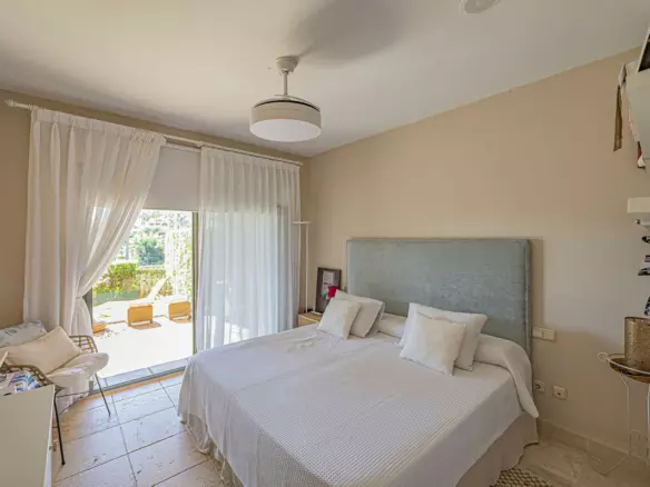 2-bedroom Apartment In Estepona, Spain (98 M²)