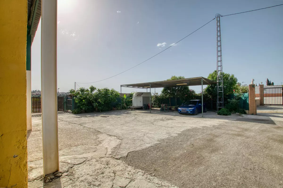 4-bedroom Country House In Vélez – Málaga, Spain (1.777 M²)