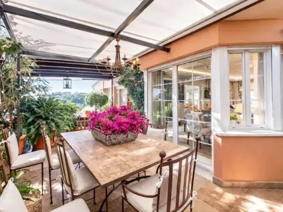 4-bedroom Villa In Málaga, Spain (400 M²)