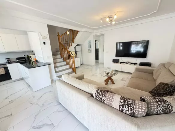 5-bedroom Villa In Orihuela, Spain (150 M²)