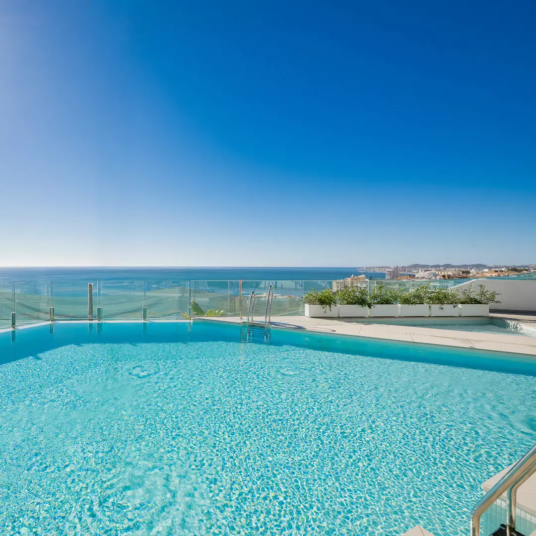 2-bedroom Apartment In Fuengirola, Spain (105 M²)