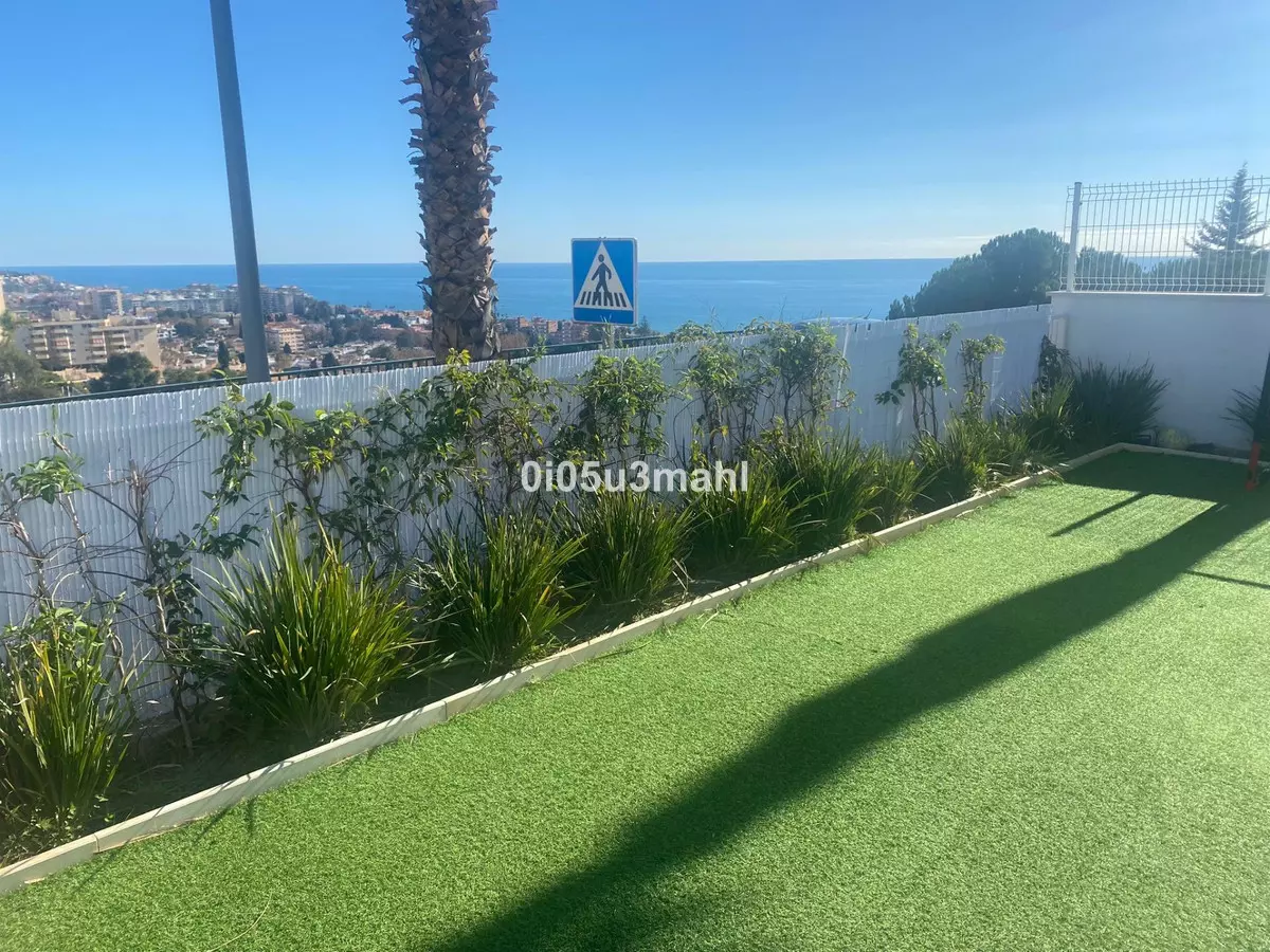 4-bedroom Villa In Málaga, Spain (292 M²)