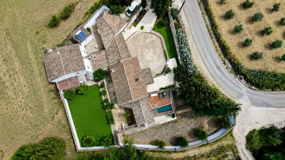 5-bedroom Country House In Villanueva Del Rosario, Spain (360 M²)