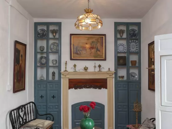 5-bedroom Town House In Tolox, Spain (296 M²)