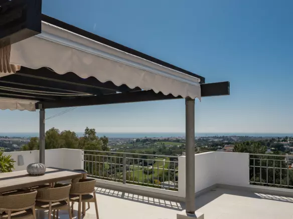 3-bedroom Apartment In Benahavis, Spain (145 M²)