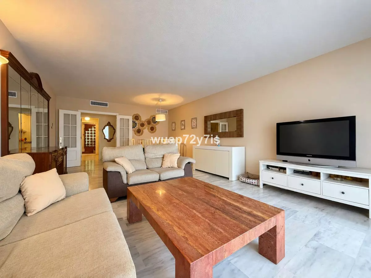 3-bedroom Apartment In Estepona, Spain (120 M²)