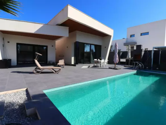 3-bedroom Villa In Formentera Del Segura, Spain (182 M²)