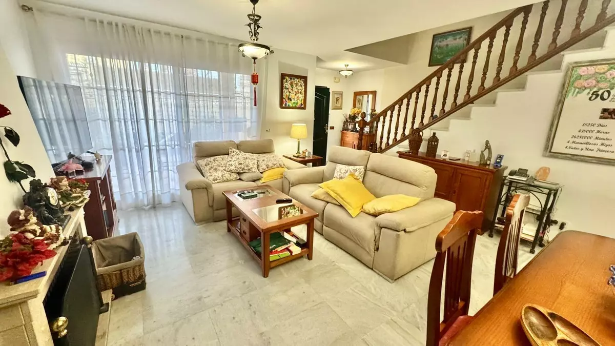 3-bedroom Town House In Torremolinos, Spain (153 M²)