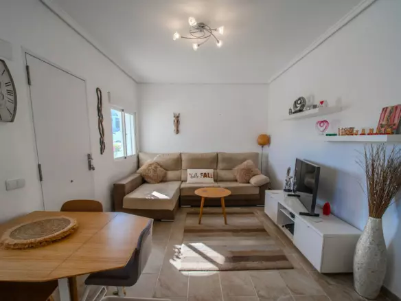 2-bedroom Villa In Rojales, Spain (82 M²)