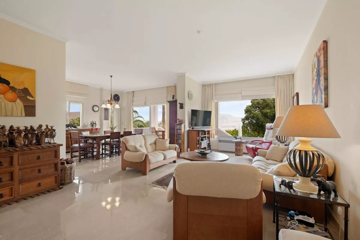 2-bedroom Apartment In Marbella, Spain (125 M²)