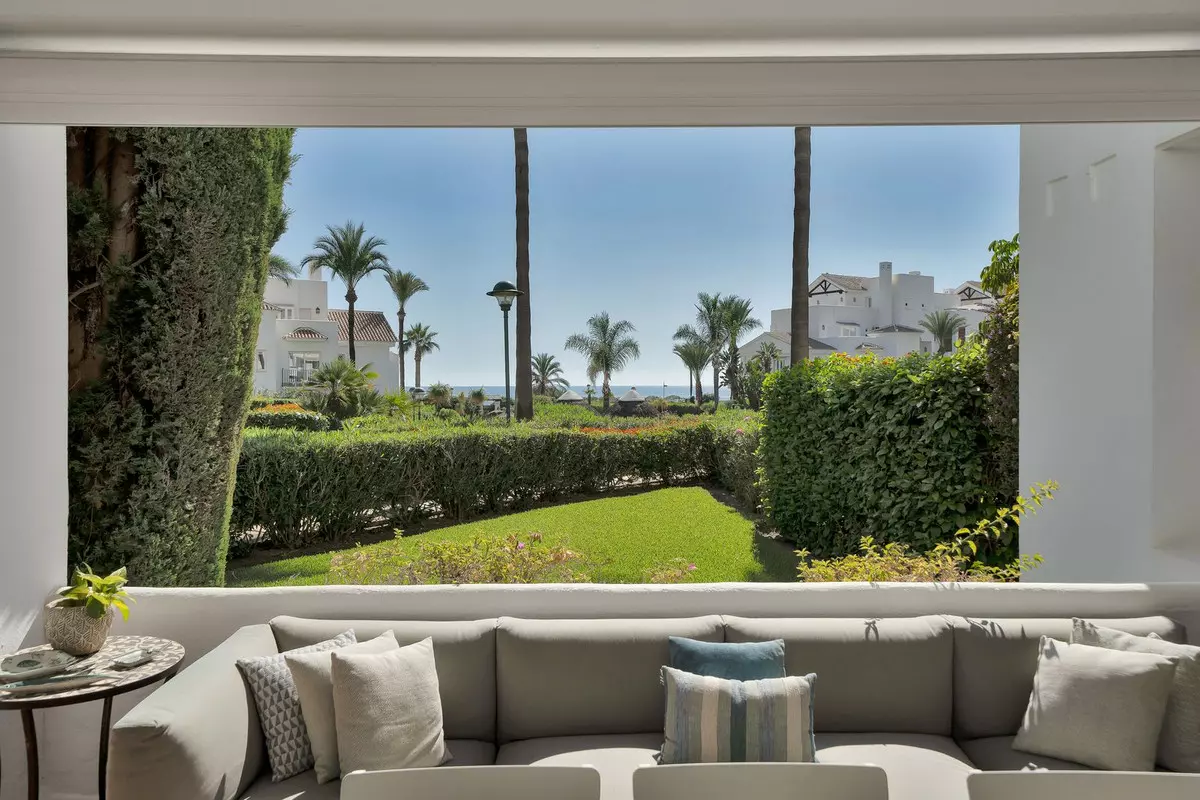 3-bedroom Apartment In Marbella, Spain (212 M²)