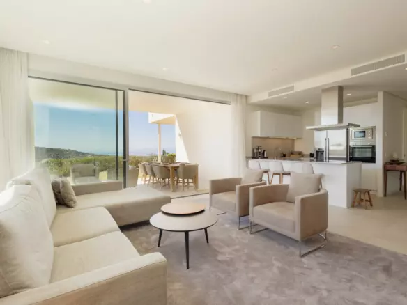 4-bedroom Apartment In Benahavis, Spain (238 M²)