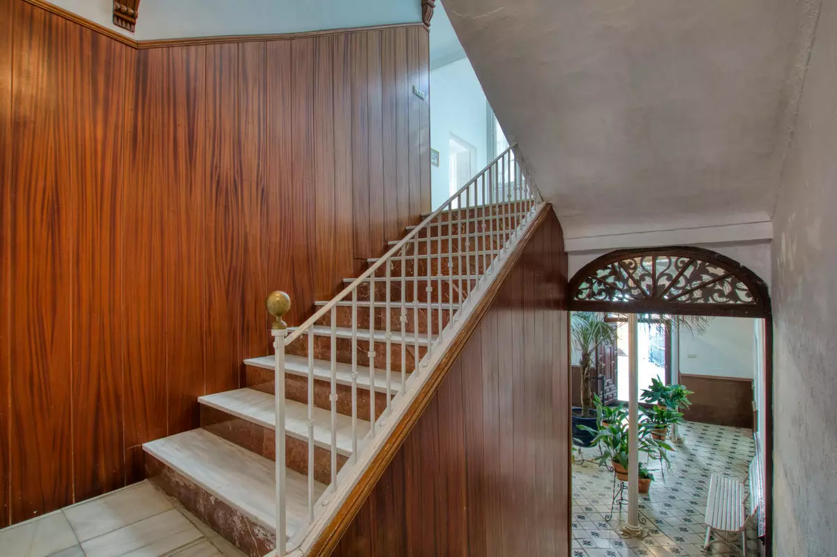 12-bedroom Town House In Vélez – Málaga, Spain (347 M²)