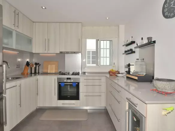 2-bedroom Apartment In Benalmádena, Spain (106 M²)