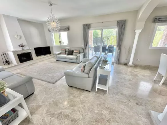 4-bedroom Villa In Mijas, Spain (344 M²)