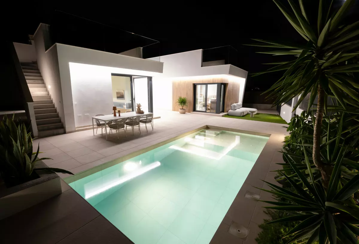 3-bedroom Villa In Murcia, Spain (106 M²)