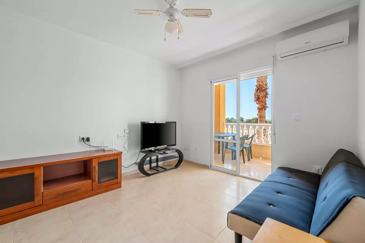 3-bedroom Apartment In Orihuela, Spain (96 M²)
