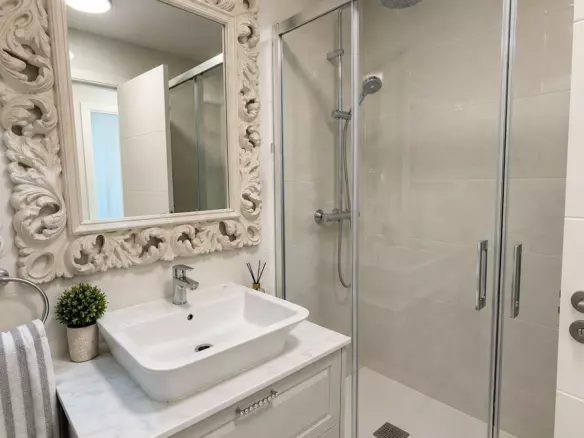 3-bedroom Apartment In Marbella, Spain (119 M²)