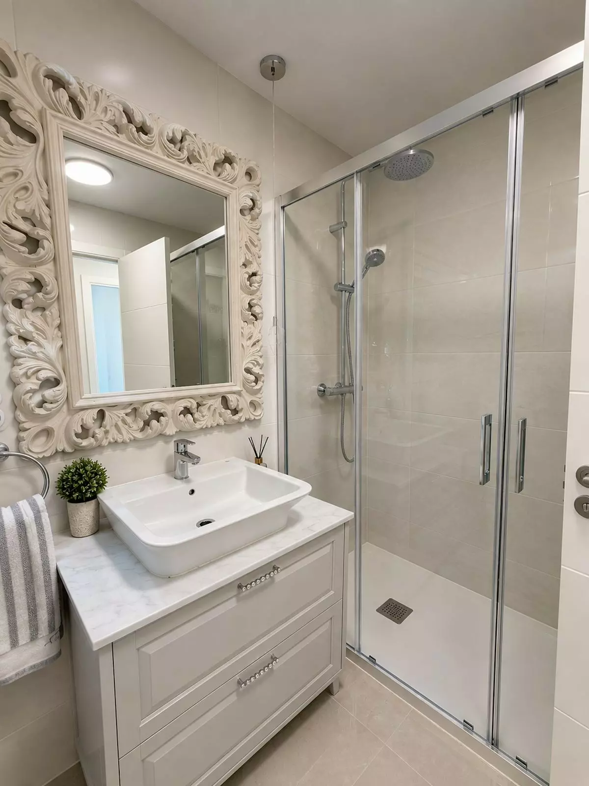 3-bedroom Apartment In Marbella, Spain (119 M²)