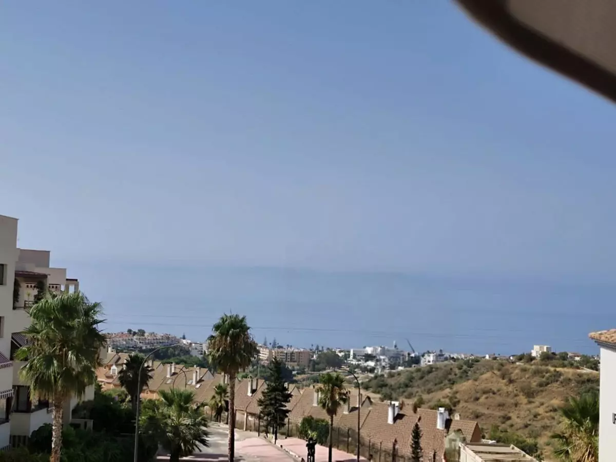 3-bedroom Apartment In Rincón De La Victoria, Spain (102 M²)
