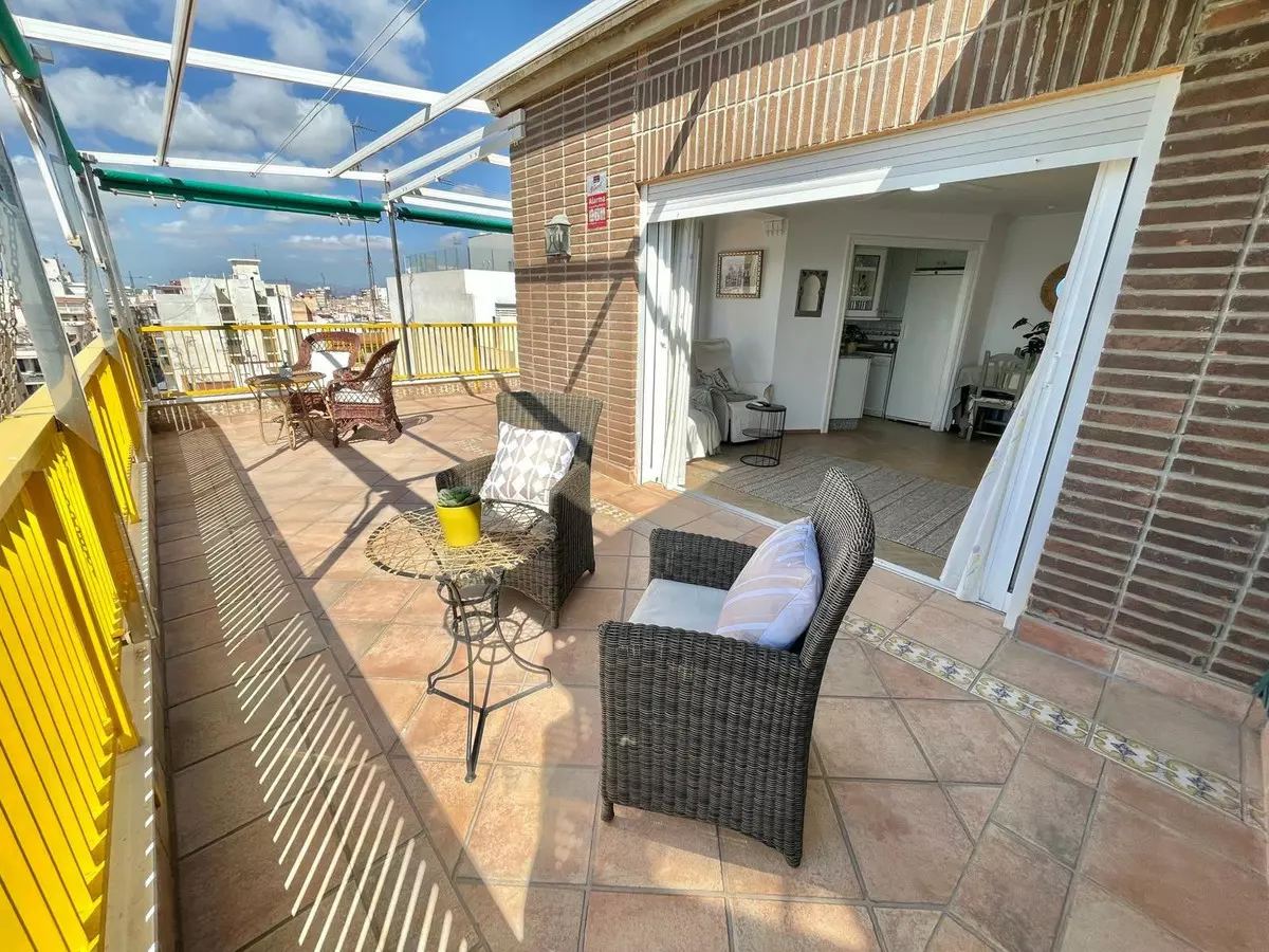 3-bedroom Apartment In Santa Pola, Spain (110 M²)