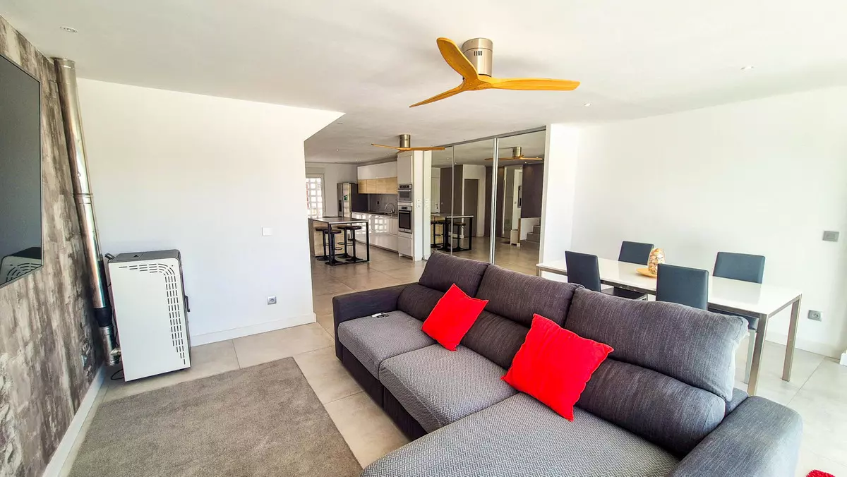5-bedroom Town House In Mijas, Spain (270 M²)